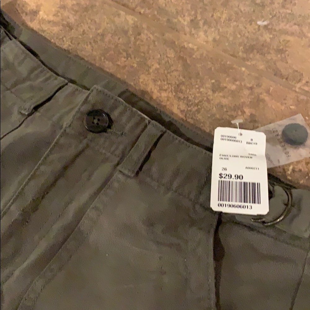 Olive pants - Picture 2 of 3